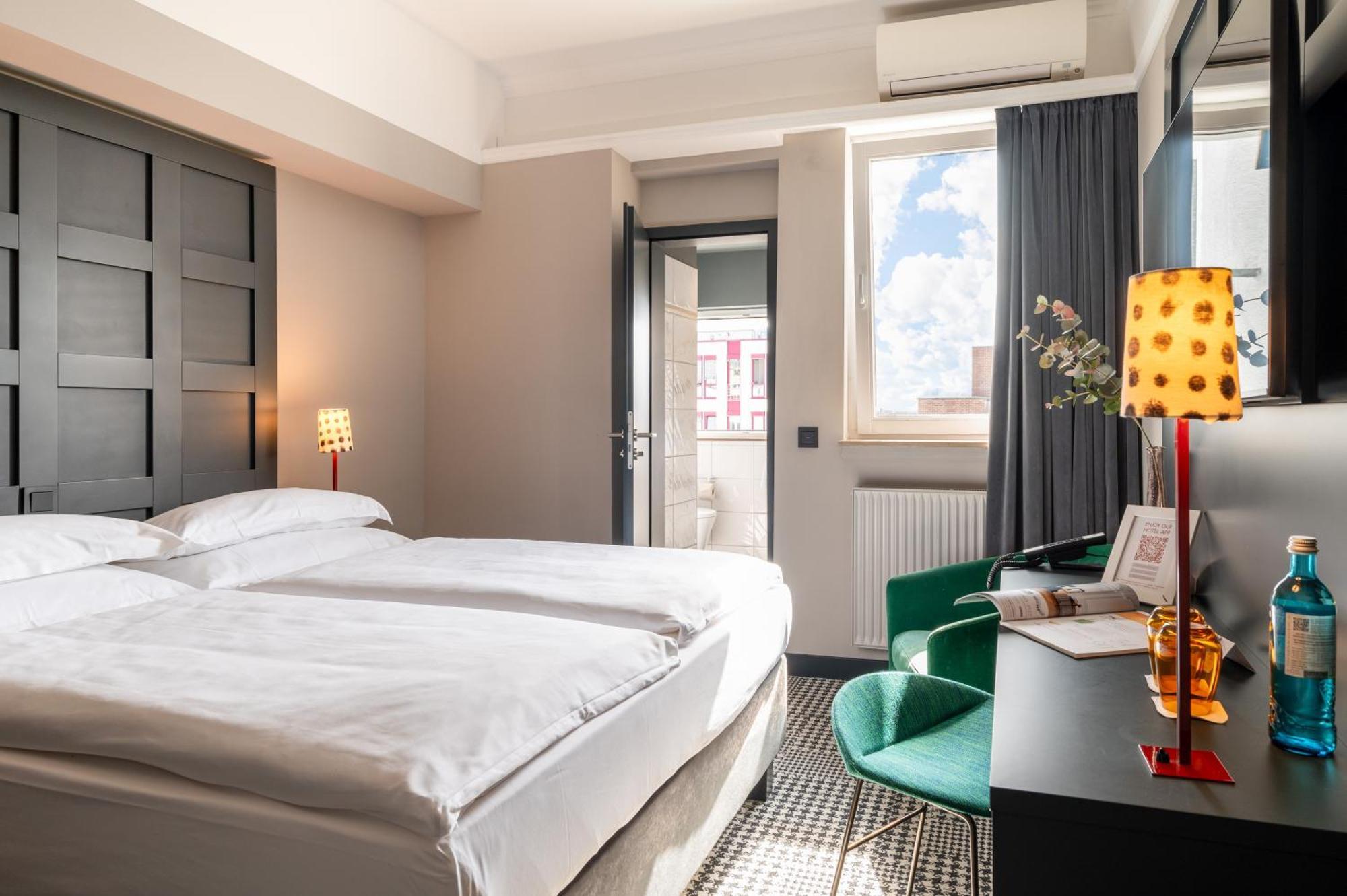 The Midtown Hotel Colonia Esterno foto