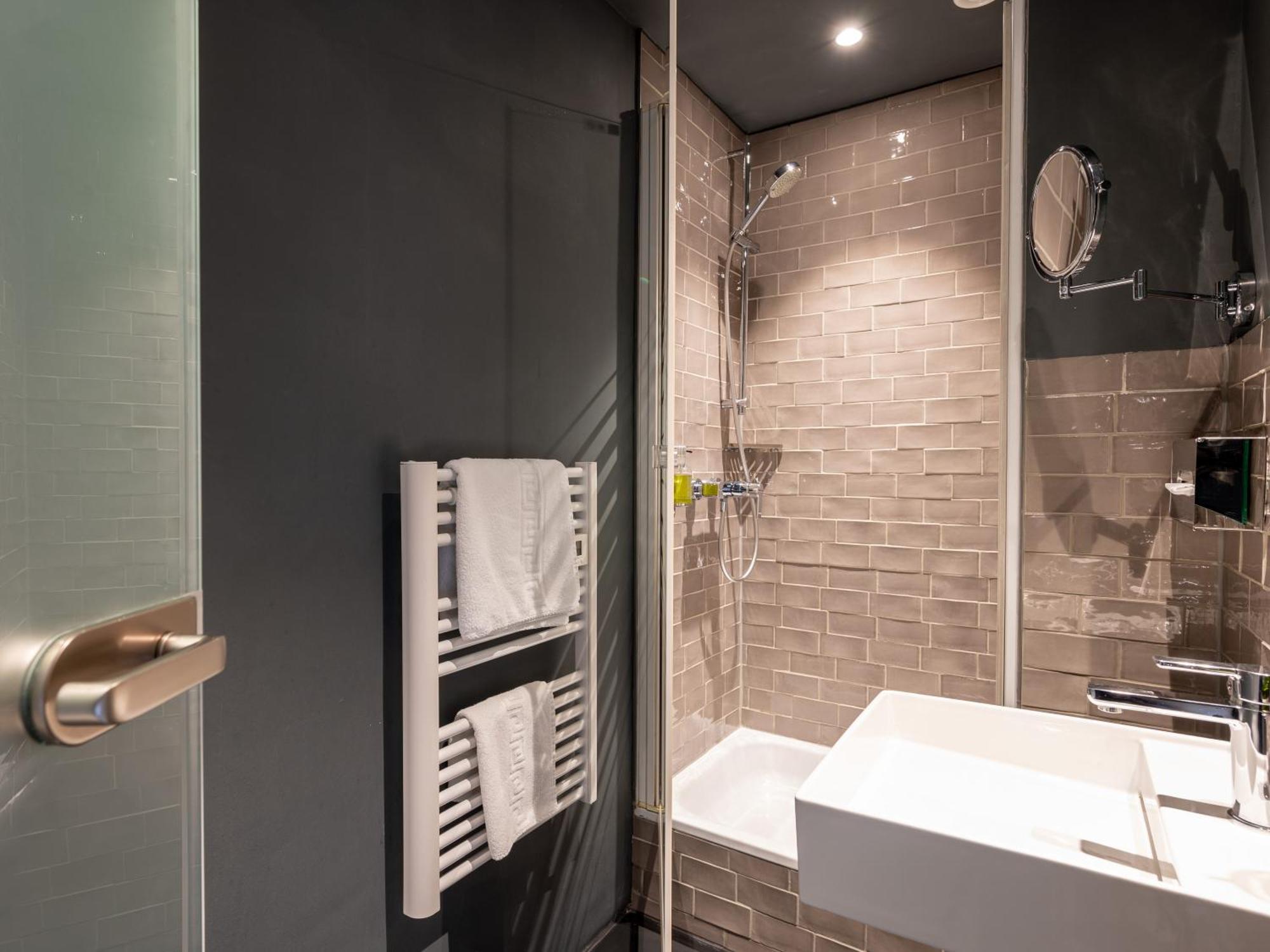 The Midtown Hotel Colonia Esterno foto